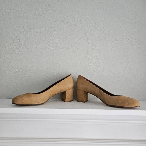 NWOT Margaux 'The Heel' Suede Pumps - Picture 1 of 10
